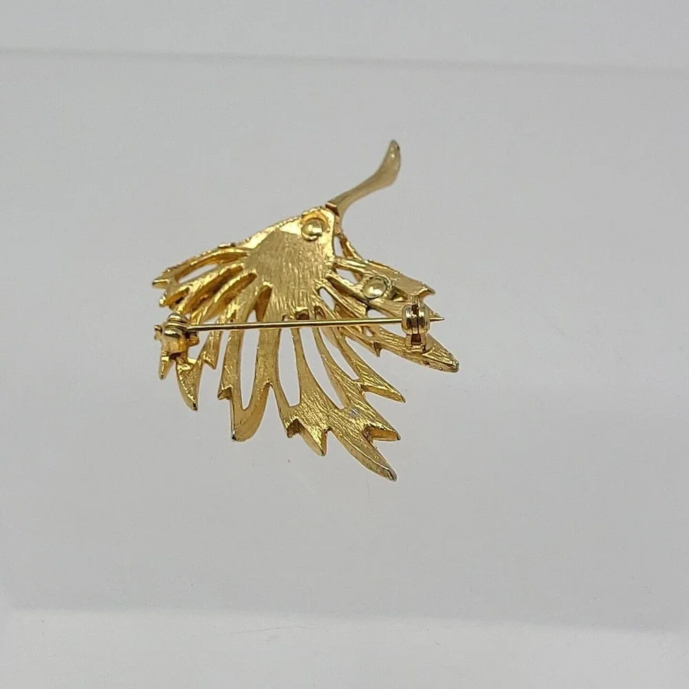 Vintage Gold Leaf Brooch Pin Autumn Jewelry 2.5